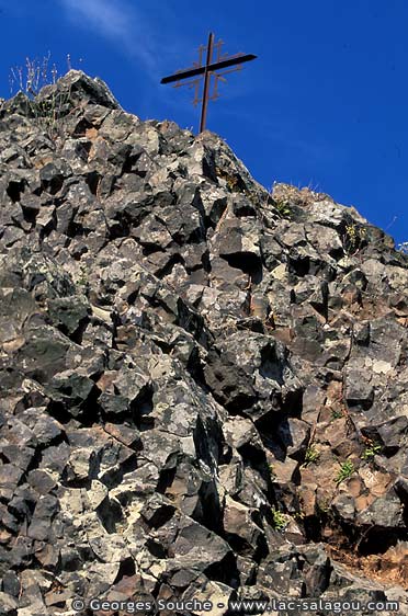 La Roque Sarrasine : neck basaltique